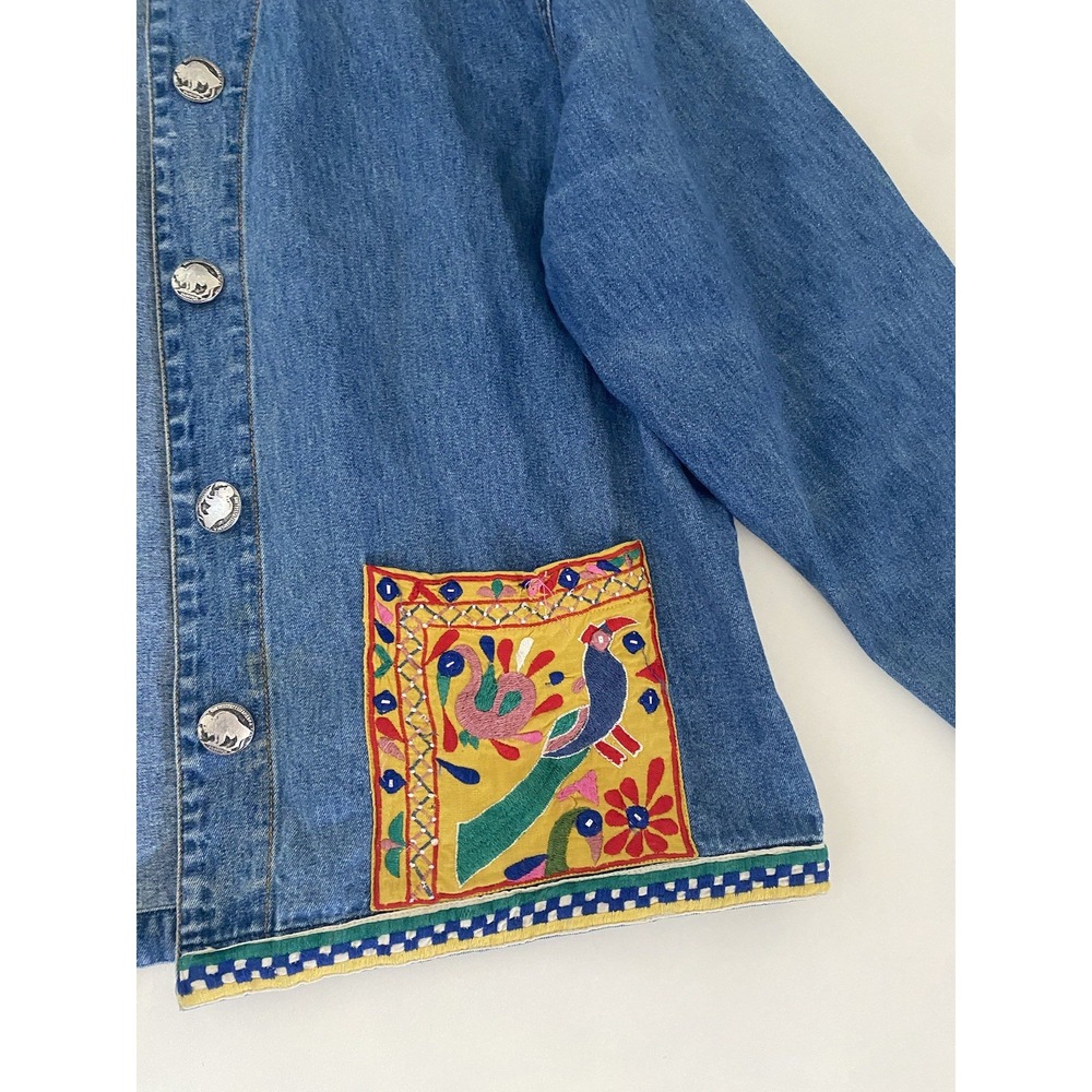 Chicos Denim Jacket Sz 1‎ Embellished Embroidered Birds & Floral Buffalo Button - Picture 7 of 16